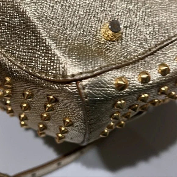 Burberry Gold Studded Blaze Handle Bag Handbag with Strap - Picture 11 of 16